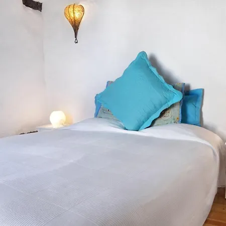Finca-bouganvilla-lavasteinhaus-am-rande-der-vulkane-im-malerischen-dorf-uga-5km-zum-meer Hotel